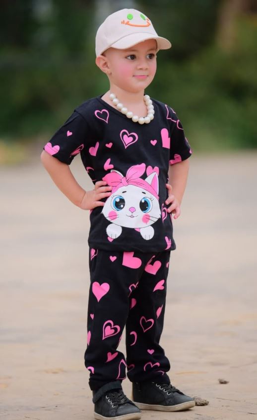 Black Kitty With Pink Hearts Print Kids Night Suit (CC-034)