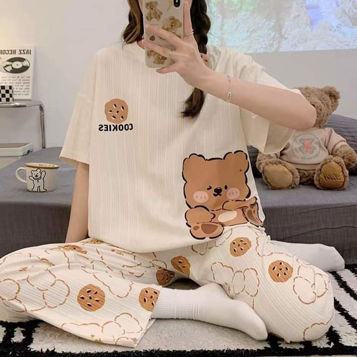 White Cookies With Bear Print Half Sleeves Printed Night Suit (CC-091)