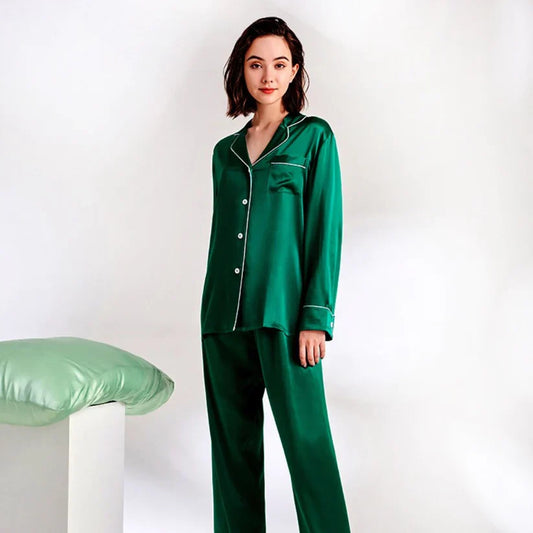 SILK NIGHT SUIT – GREEN (C-C-0275)