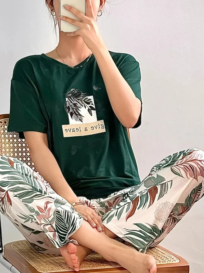 Bottle Green Leaf Print Half Sleeves T-shirt With Printed Pajama Suit (CC-123)