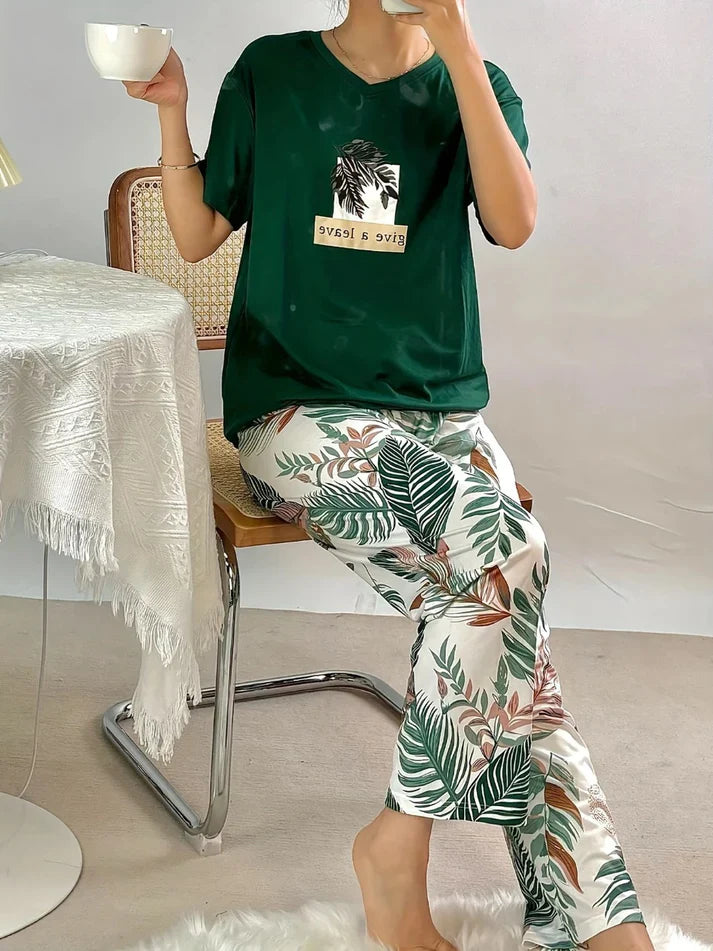 Bottle Green Leaf Print Half Sleeves T-shirt With Printed Pajama Suit (CC-123)